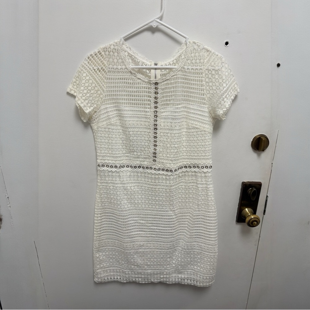 Elegant White Lace Top